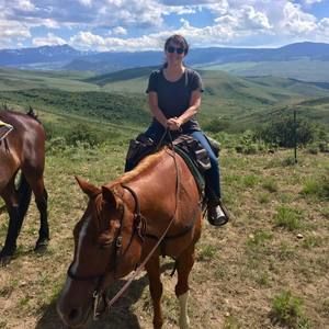 Meet your Posher, Sharon